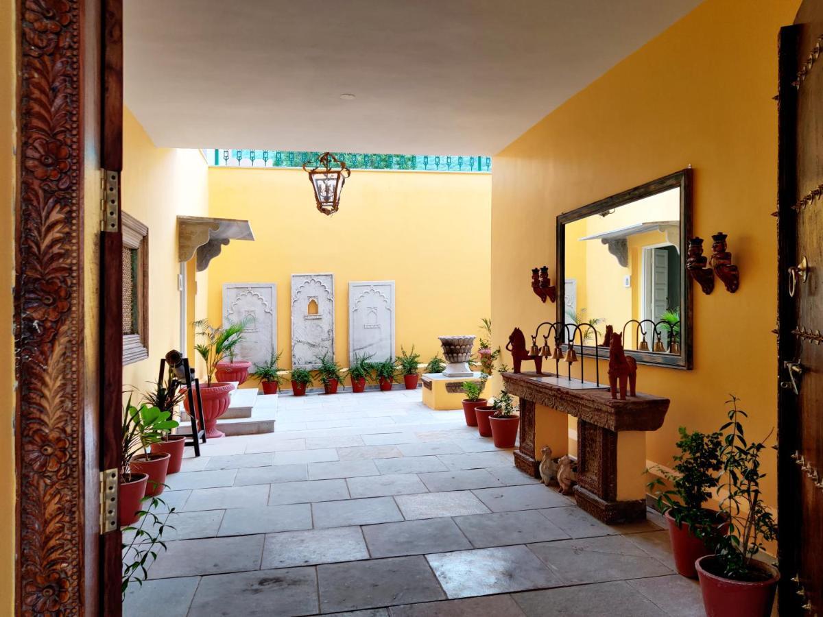 Premkunj Hotel Udaipur Exterior foto